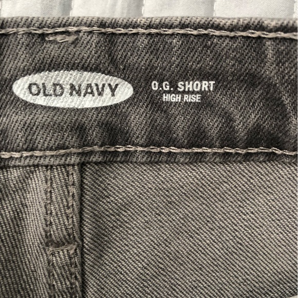 NWOT! High-Waisted O.G. Cuffed Jean Short - Picture 3 of 4